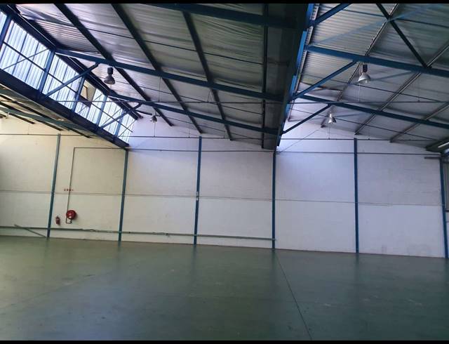 1,180M² FACTORY TO LET IN BELLVILLE SOUTH INDUSTRIA